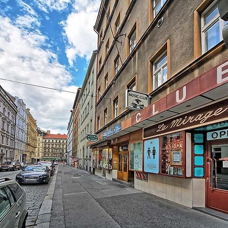Apartment Lublanska 48 Прага Экстерьер фото
