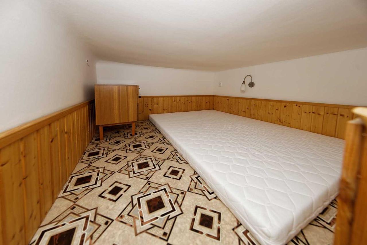 Apartment Lublanska 48 Прага Экстерьер фото