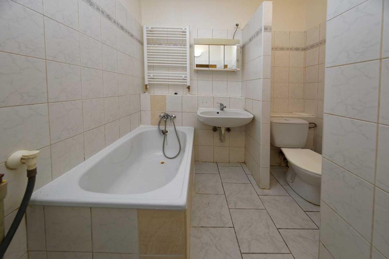 Apartment Lublanska 48 Прага Экстерьер фото