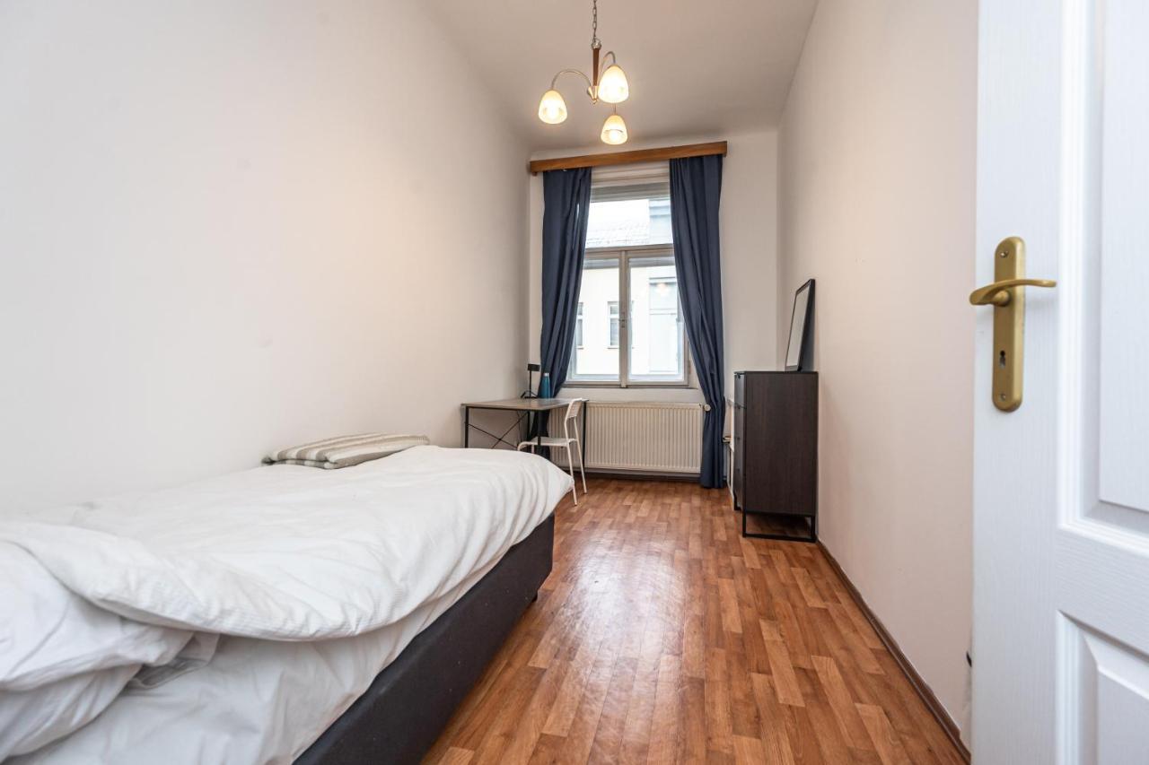 Apartment Lublanska 48 Прага Экстерьер фото